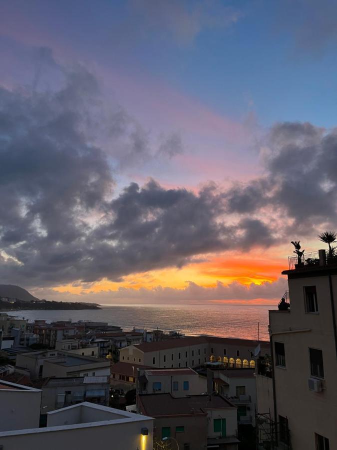 Window On The Sunset Apartman Cefalù Kültér fotó